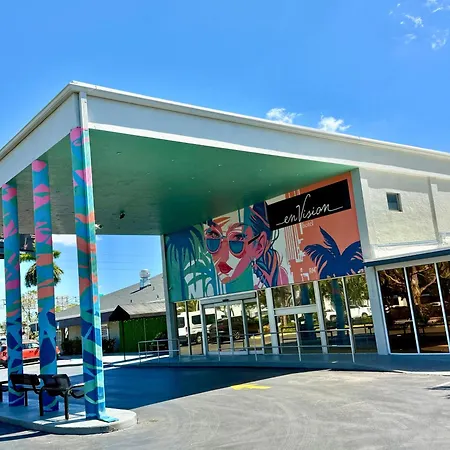 Envision Hotel Miami International Airport